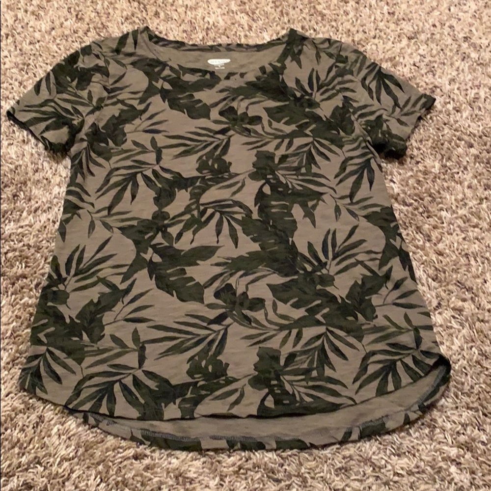 Short sleeve tee